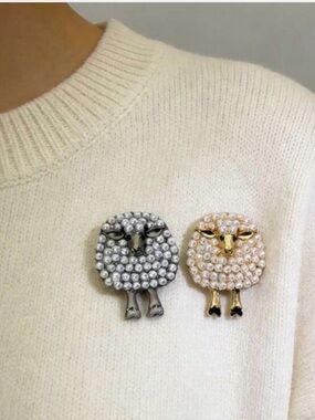 Sheep Brooch gold Pin pearl jewelry vintage retro farm farmhouse cottagecore NEW
